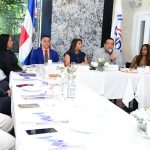 Refuerzan lucha contra piratería y adaptación a IA en sector creativo